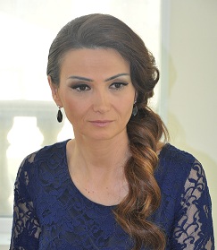 İmzalı müşəmbə - Qənirə Paşayeva yazır